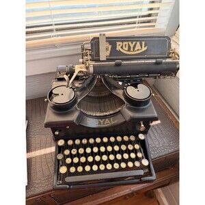 Vintage Royal Model 10 Typewriter, 1920s, Tested Working, Original Ribbon